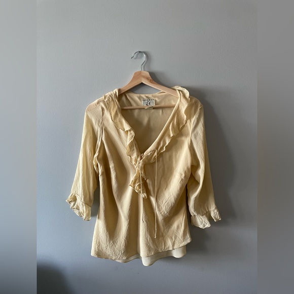 Vintage ruffled blouse - Picture 2 of 2